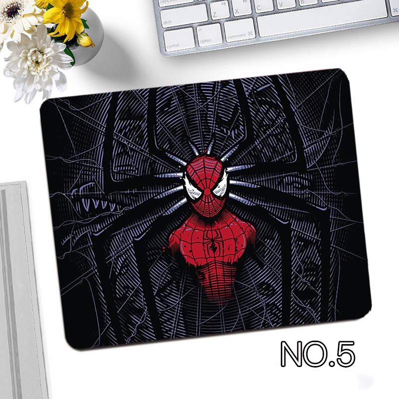 Tấm Lót Chuột Và Bàn Phím Chống Trượt In Hình Người Nhện Marvel Đa Phương Tiện