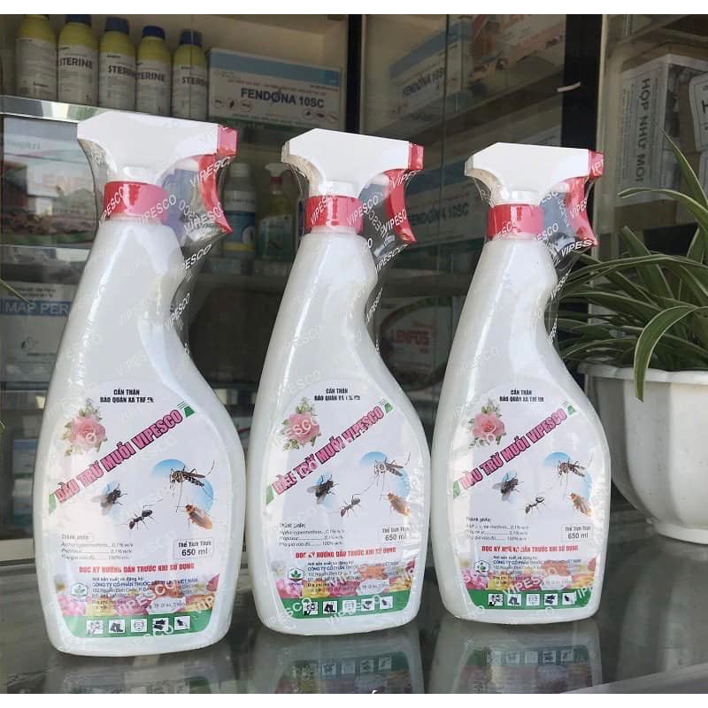 DẦU TRỪ MUỖI, ĐUỔI CÔN TRÙNG VIPESCO CHAI 650ML DẠNG XỊT TIỆN DỤNG