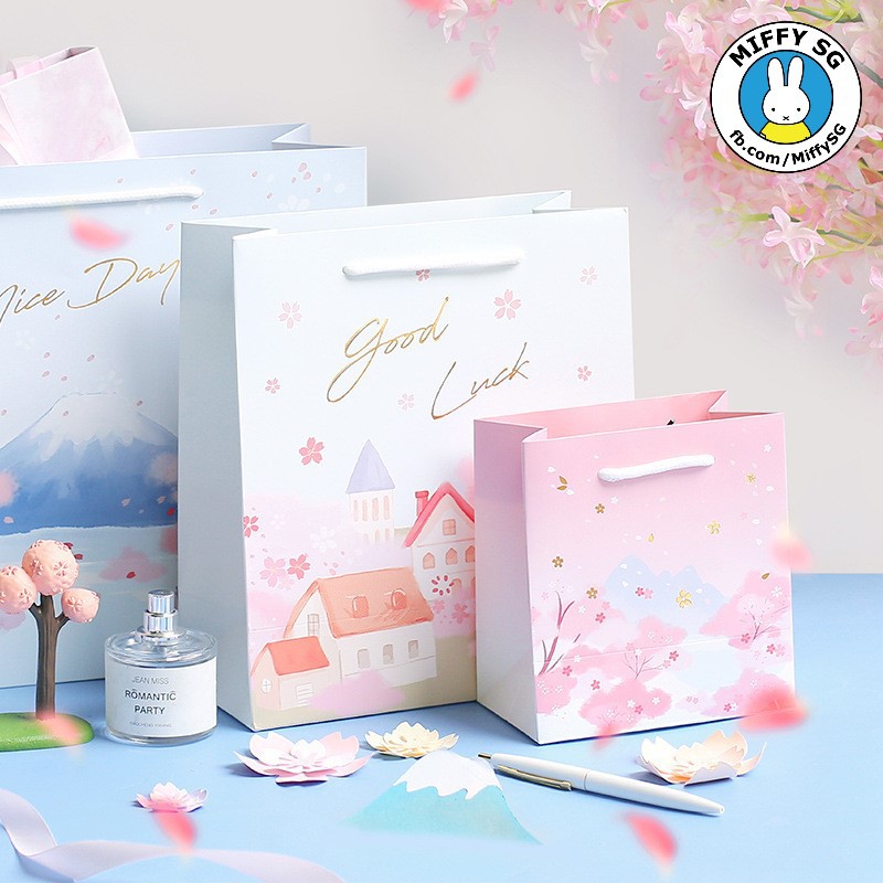Túi giấy đựng quà tặng MÙA HOA ĐÀO | BigBuy360 - bigbuy360.vn