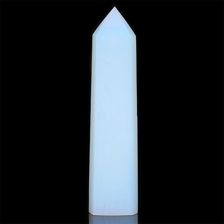 Trụ Opal Trắng (Mystic House Tarot Shop)