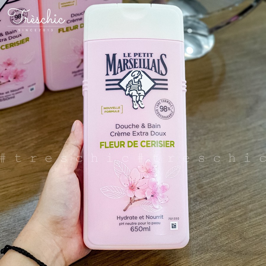 Sữa Tắm Le Petit Marseillais Cho Làn Da Mịn Màng 650ml