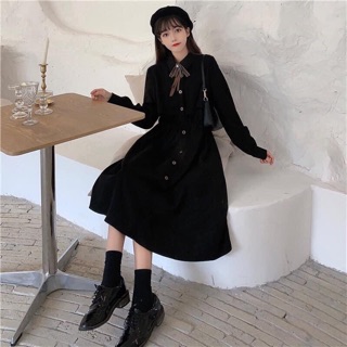 Đầm Nhung Dáng Dài Phong Cách Retro