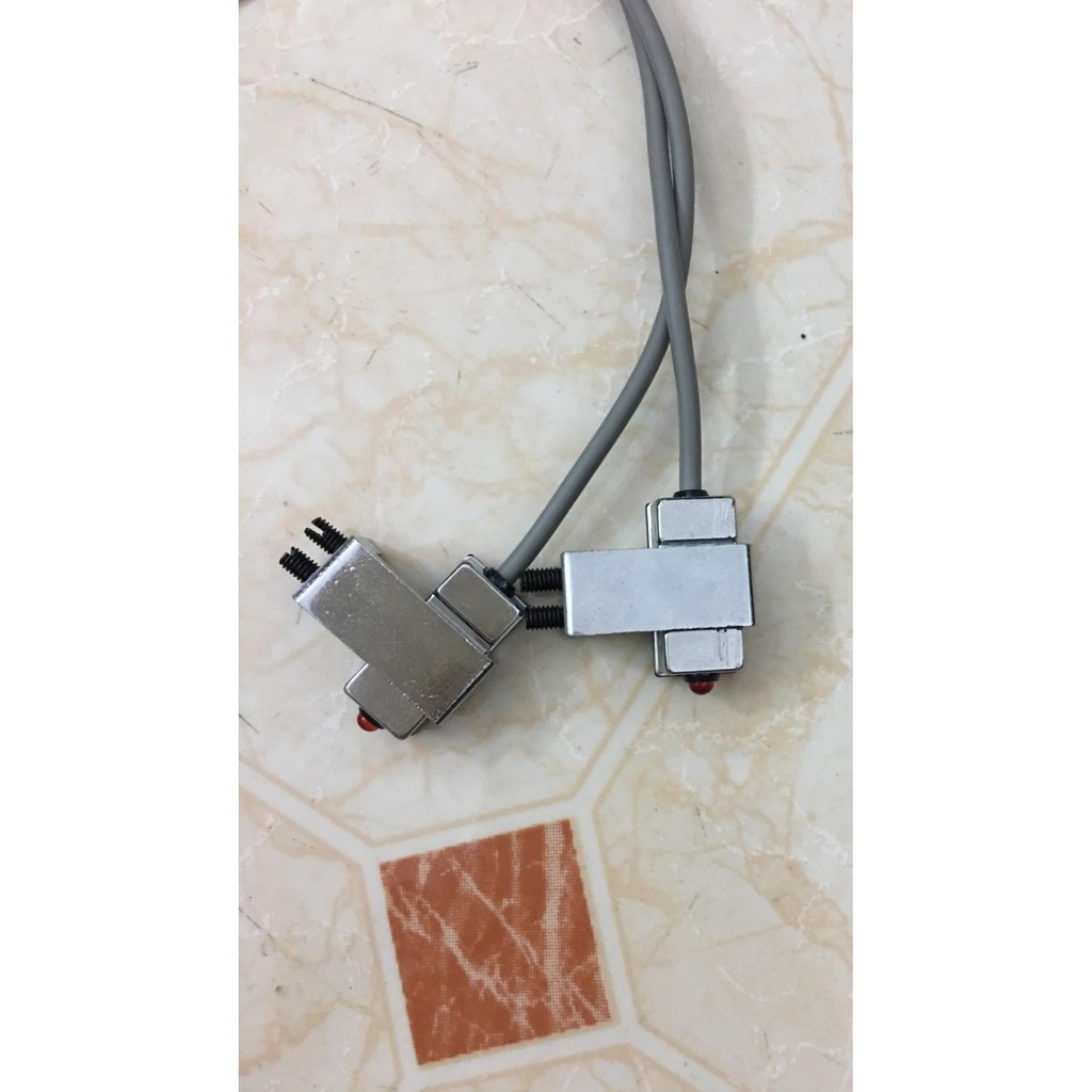 Đai bắt cảm biến từ vào thân xi lanh từ giá 1 chiếc