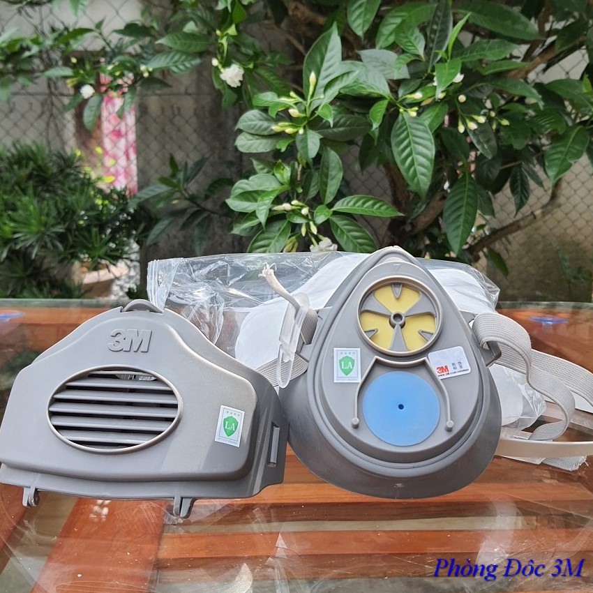 Bộ Mặt Nạ Phòng Độc Hóa Chất,Khẩu Trang Chống Bụi Mịn 3M 3200 Có Tặng Lọc Dự Phòng