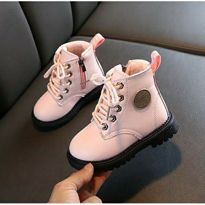 Boot xu cho bé trai, bé gái.