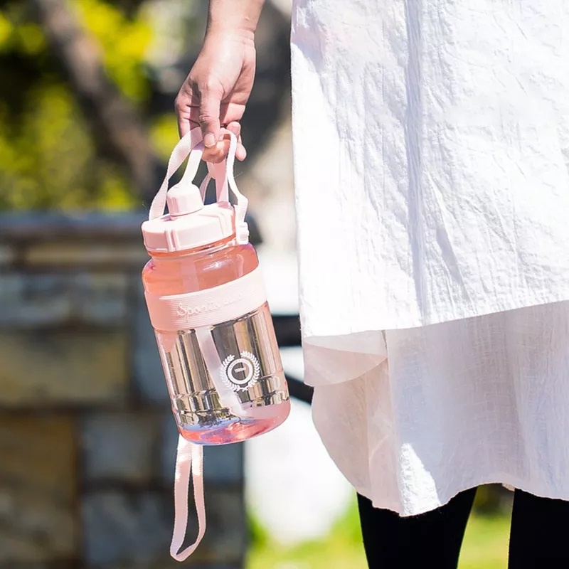 Bình Đựng Nước Kèm Ống Hút Có Dây Đeo Tiện Lợi - Bình Đựng Nước Dung Tích 600ml, 1000ml, 1500ml, 2000ml