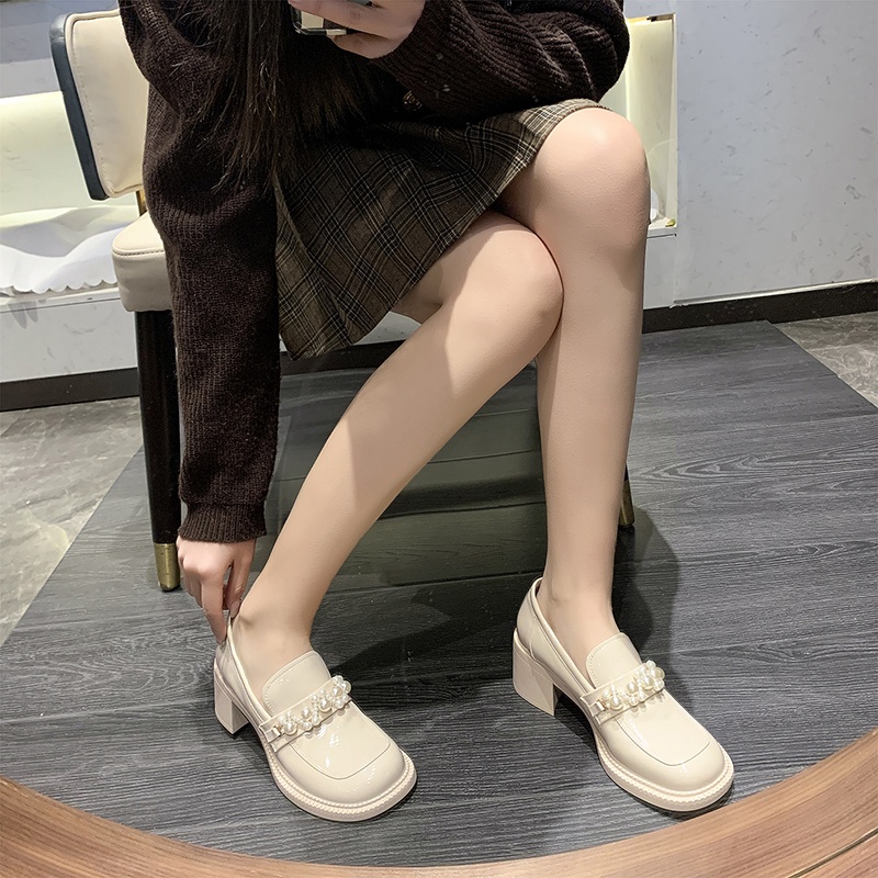 Giày Cao Gót Da Đính Ngọc Trai Phong Cách Retro Nhật Bản