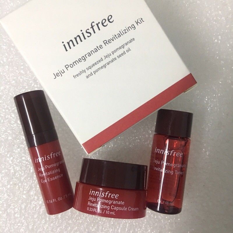 Bộ sản phẩm làm sáng chống lão hóa Innisfree Mini Jeju Pomegranate set