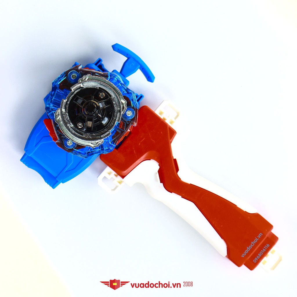 Bộ 4 Con Quay BEYBLADE Có Tay Cầm và Bàn Đấu Mini