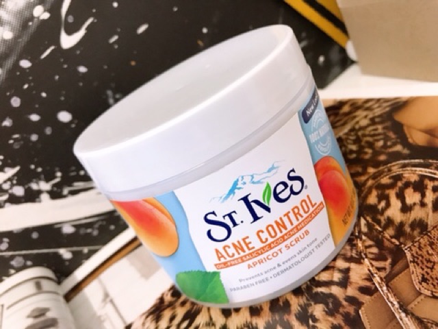 Tẩy tế bào chết toàn thân St.Ives Blemish Control Apricot Scrub 283g | BigBuy360 - bigbuy360.vn