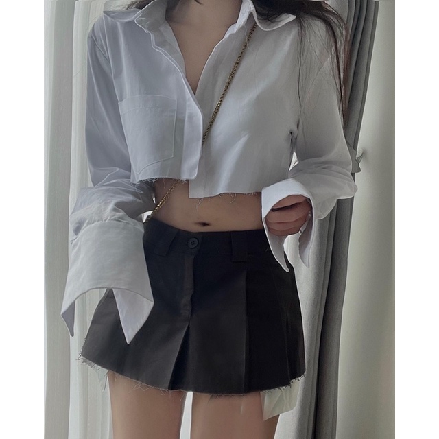Áo sơmi croptop - Chân váy mini skirt