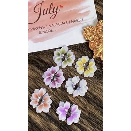 Mẫu C032. Hoa bột nail