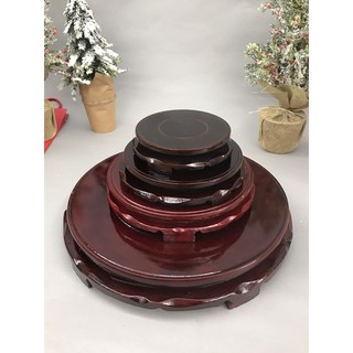 Đế gỗ xoay có thể cố định dùng đề đặt bình rượu, thác nước và các đồ vật để bàn khác
