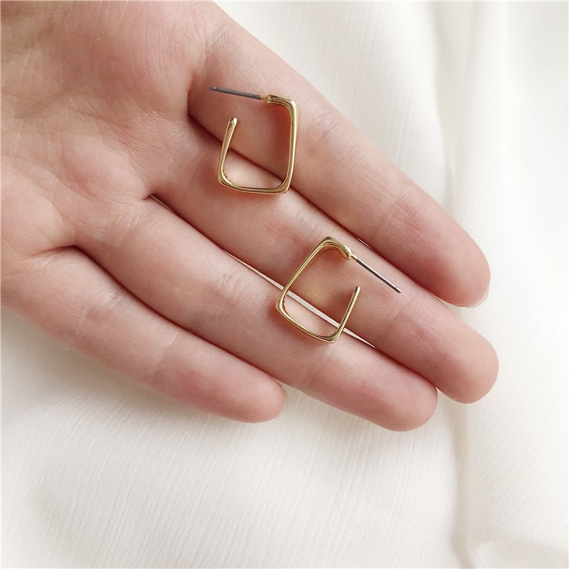 Khuyên tai kim loại dạng hình vuông độc đáo cá tính hợp thời trang A246