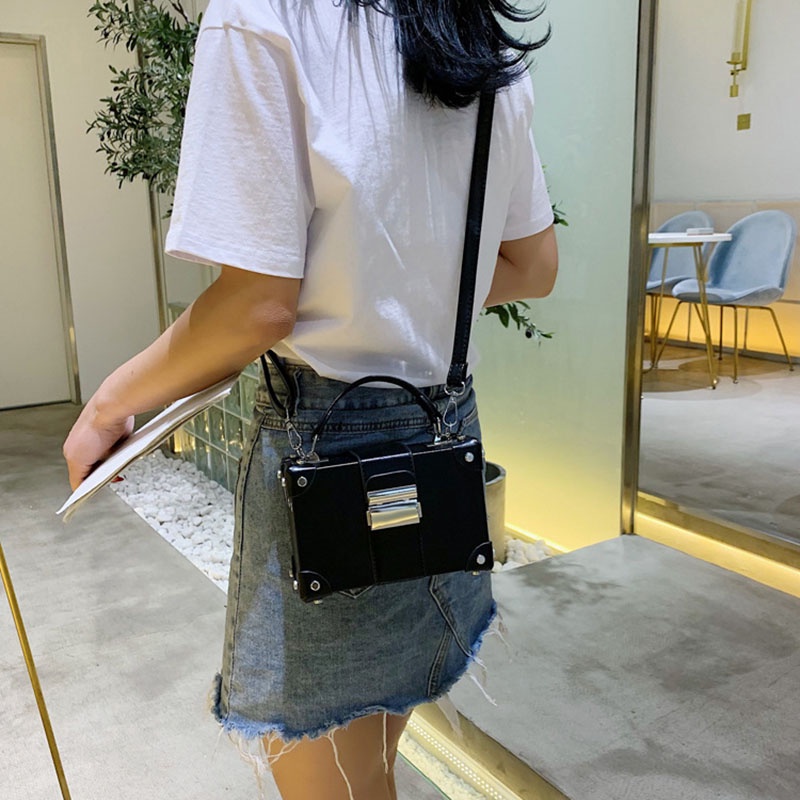 Túi đeo vai IELGY dáng vuông cỡ nhỏ thiết kế đơn giản thời trang cho nữ