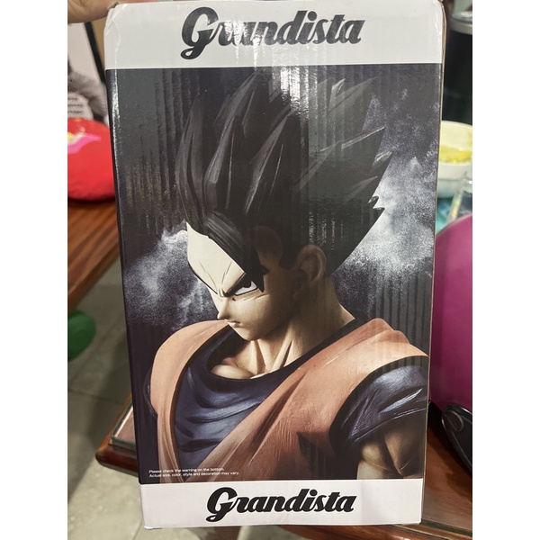 mô hinh nhân vật:  Gohan Grandista
