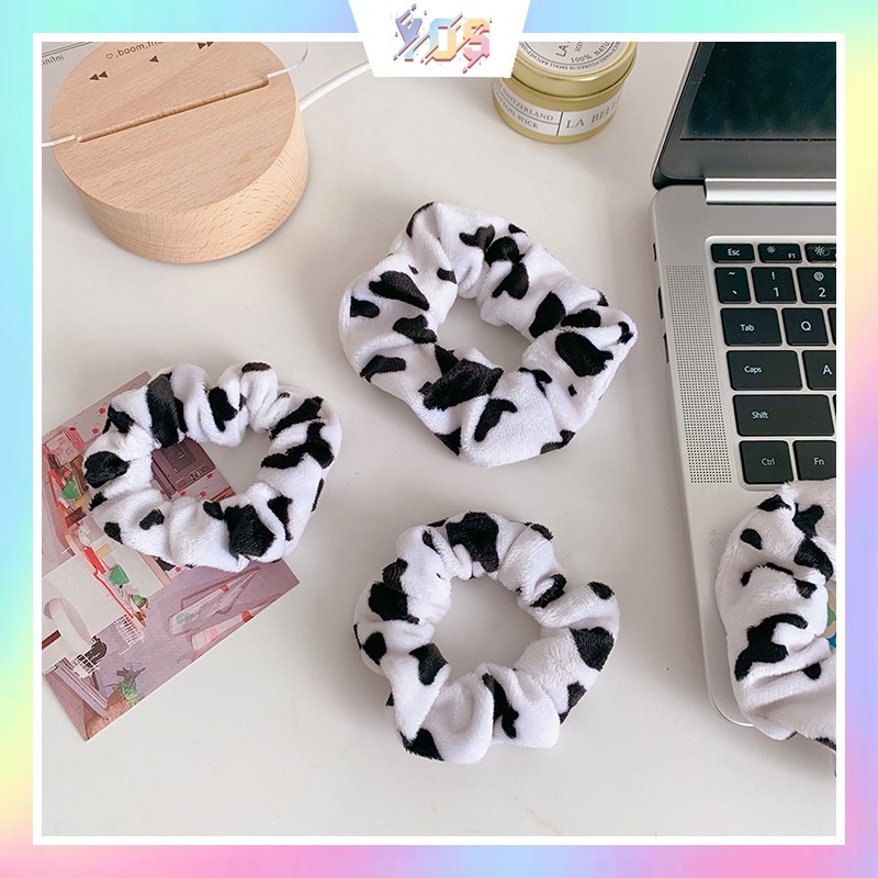 [Mã SKAMCLU8 giảm 10% cho đơn từ 100K] Dây cột tóc vải Scrunchies bò sữa HOT TREND ulzzang