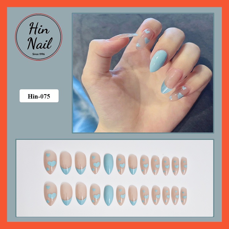 Móng tay giả Hin Nail form dài màu xanh họa tiết trái tim