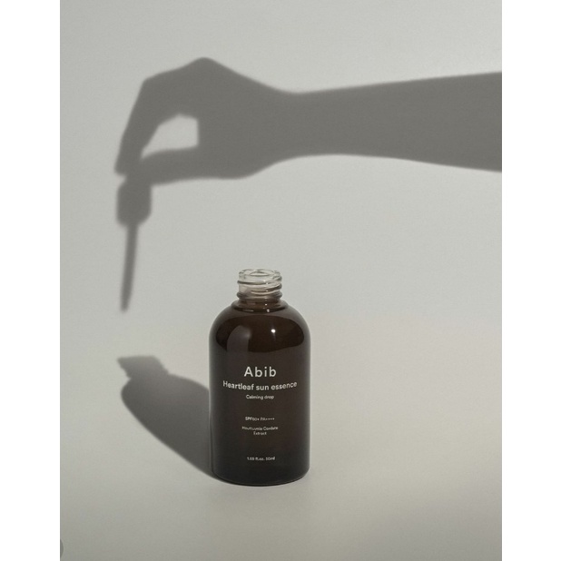 Tinh chất chống nắng diếp cá ABIB HEARTLEAF SUN ESSENCE