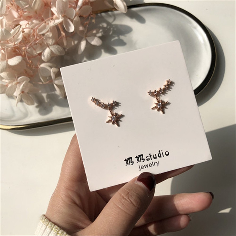 Khuyên tai hình ngôi sao đính đá phong cách Hàn Quốc sty