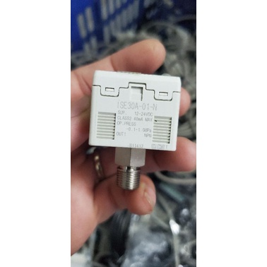 Cảm biến áp suất khí SMC ISE30A-01-N