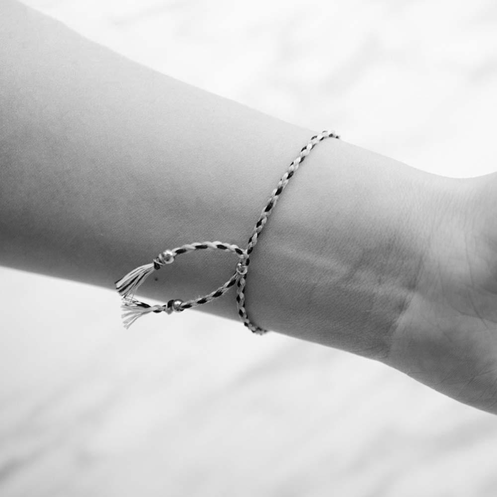 Vòng Tay Dây Bện Xỏ Hạt Đồng Nhiều Màu Sắc Thời Trang Hàn Quốc Cho Nữ