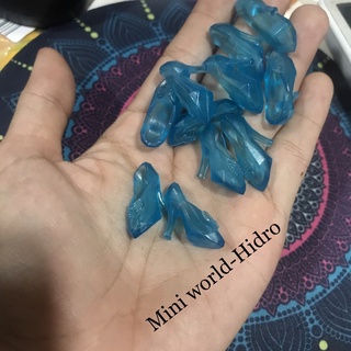 Combo 2 đôi Giày thủy tinh cho búp bê Barbie màu xanh và trắng