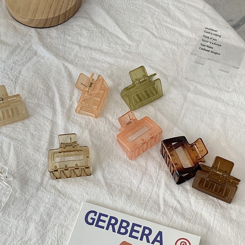 Kẹp Càng Cua Trong Suốt Hình Vuông Dễ Thương Cho Nữ