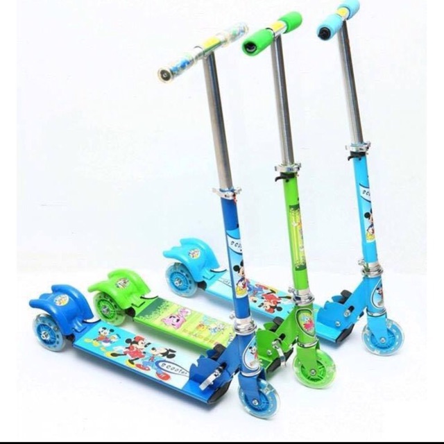 XE TRƯỢT SCOOTER BÁNH PHÁT SÁNG