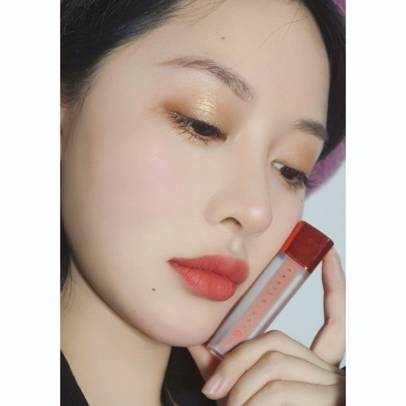 Son môi dưỡng ẩm với tông màu sắc trẻ trung xinh xắn | BigBuy360 - bigbuy360.vn