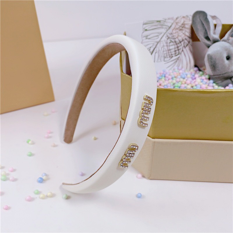 Bờm đá miu miu siêu xinh B3565