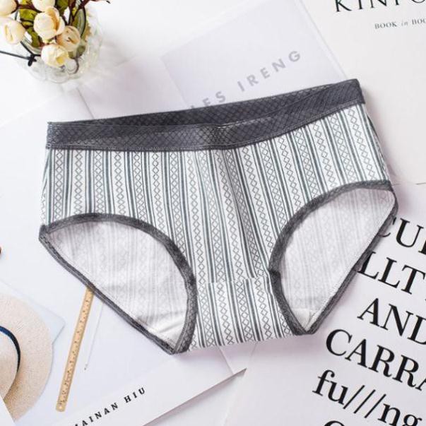 Quần lót nữ cotton cạp ren kẻ 3D dễ thương Q39
