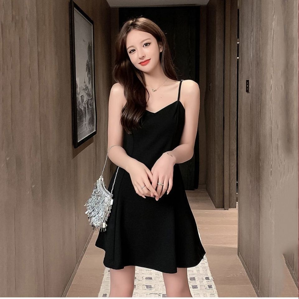 Đầm dáng chữ A hai dây màu đen thời trang dành cho nữ