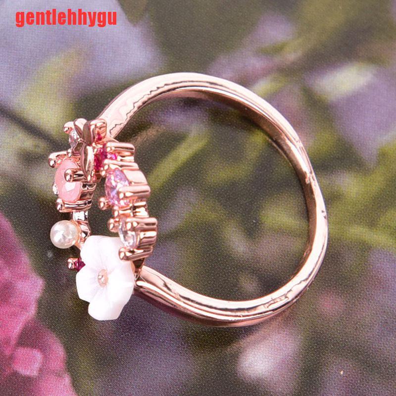 Nhẫn Cưới Mạ Vàng Hình Hoa Và Bướm Đính Đá Zircon