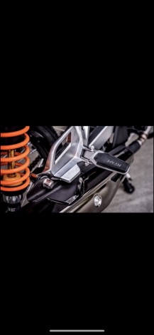 Gác chân phía sau mẫu DUCATI