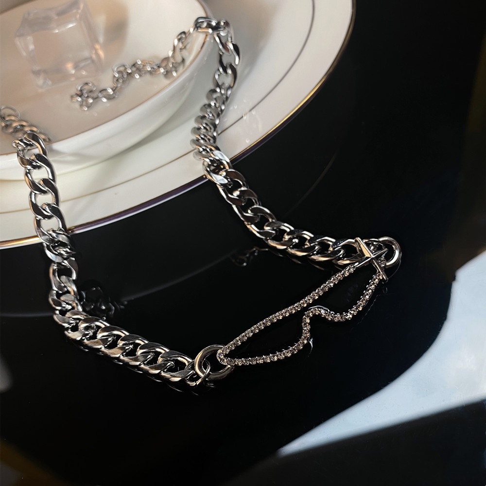 Vòng cổ Hình Mắt Kính Màu Đen Bằng Thép Phong Cách Punk Hàn Quốc Thời Trang Cho Nữ