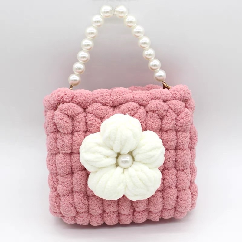 Túi tự đan hình bông hoa chuỗi ngọc hot 2022 / Túi handmade