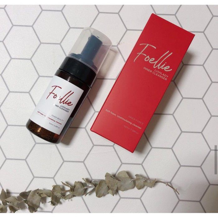 Dung dịch vệ sinh phụ nữ Foellie Luvilady Inner Cleanser 100ml làm sạch vùng kín dạng bọt khử mùi Harin Cosmetics