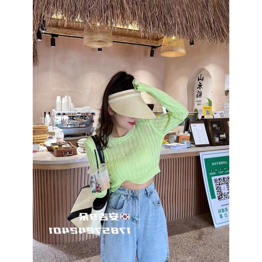 Áo len dệt kim kumikumi tay dài cổ tròn khoét lỗ gợi cảm phong cách Hàn Quốc cho nữ