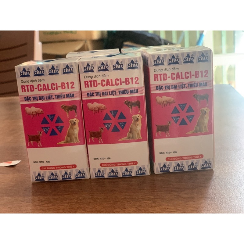 Canxi B12 tốt cho chó mèo,lợn gà