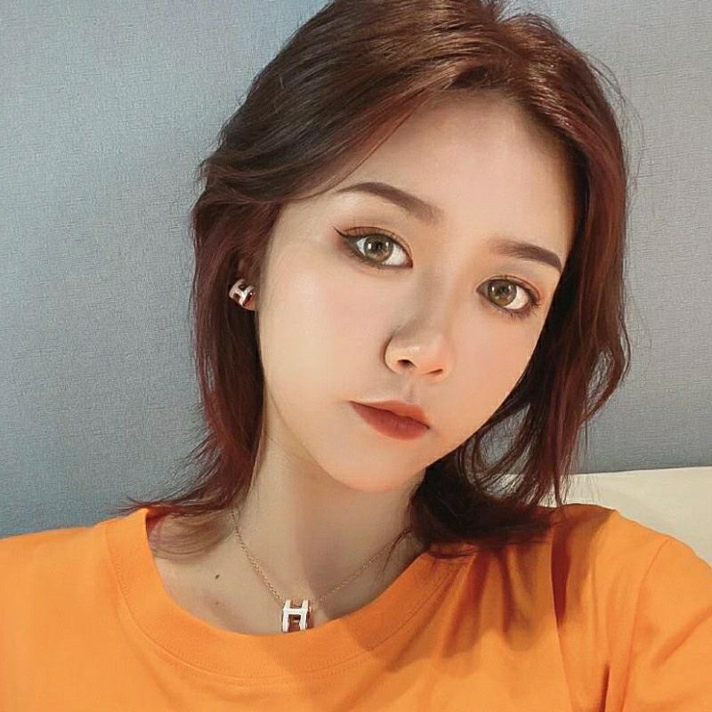 Dây chuyền chữ Hermes bản màu trắng