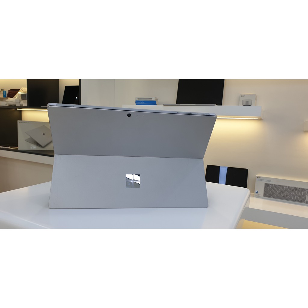 Máy tính  Microsoft Surface Pro 6 like new (mới 99%) Core i5 / RAM 8GB / SSD 128GB Bạc - Surface Pro 2018 | BigBuy360 - bigbuy360.vn