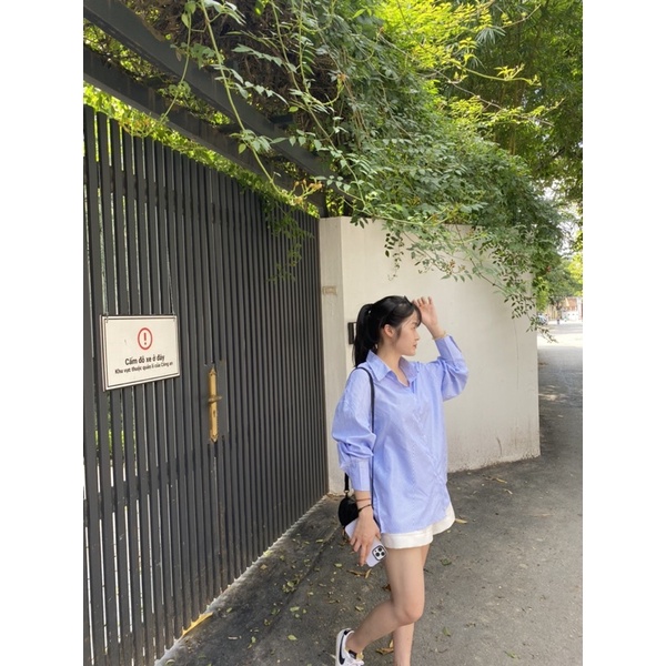 Áo Sơ Mi Kẻ Sọc Xanh Trơn Dài Tay Dáng Xuông Free Size Kiểu Dáng Basic