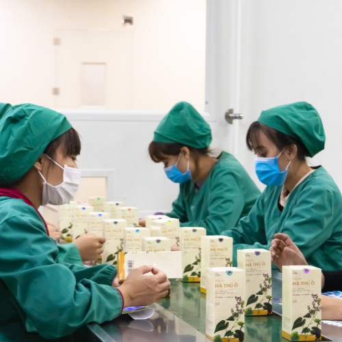 Dầu xả hà thủ ô Cenota, dầu xả thảo dược dưỡng tóc chuyên sâu | BigBuy360 - bigbuy360.vn