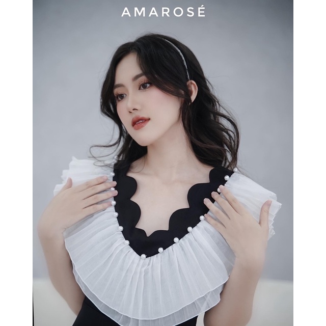 Đầm đen cách điệu sóng phối bèo trắng - Sadie Dress