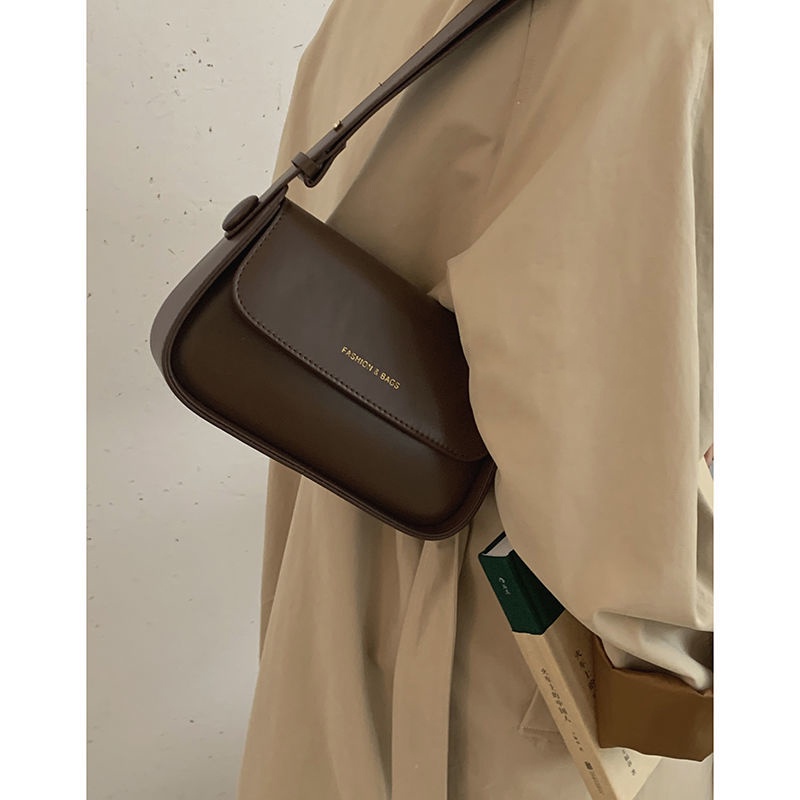 Túi đeo chéo vai IELGY thời trang dành cho nữ