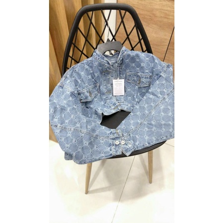 áo khoác jean nữ croptop hoạ tiết hoa văn nổi kiểu cá tính có túi hộp 2 bên, shop Tiến Linh