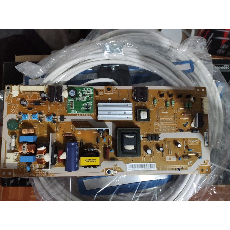 Bo chính tivi toshiba 32PB1V zin