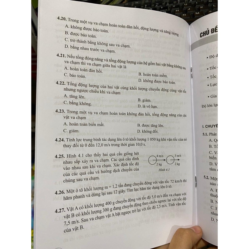 Sách - Bài tập vật lí 10, bán kèm 1 cuốn tô màu 15k - cánh diều