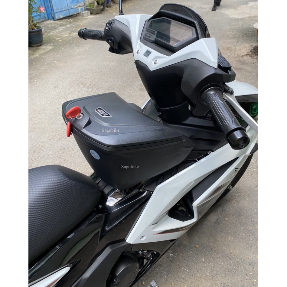 Thùng giữa Winner X 2022, thùng Givi G10N kèm bát gắn cho Winner X V3, hàng Givi chính hãng, bảo hành 2 năm